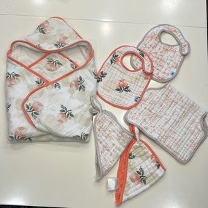 EUC Little Unicorn Muslin Bundle (6)